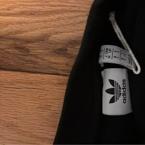 Adidas Classic Black Sweatshirt